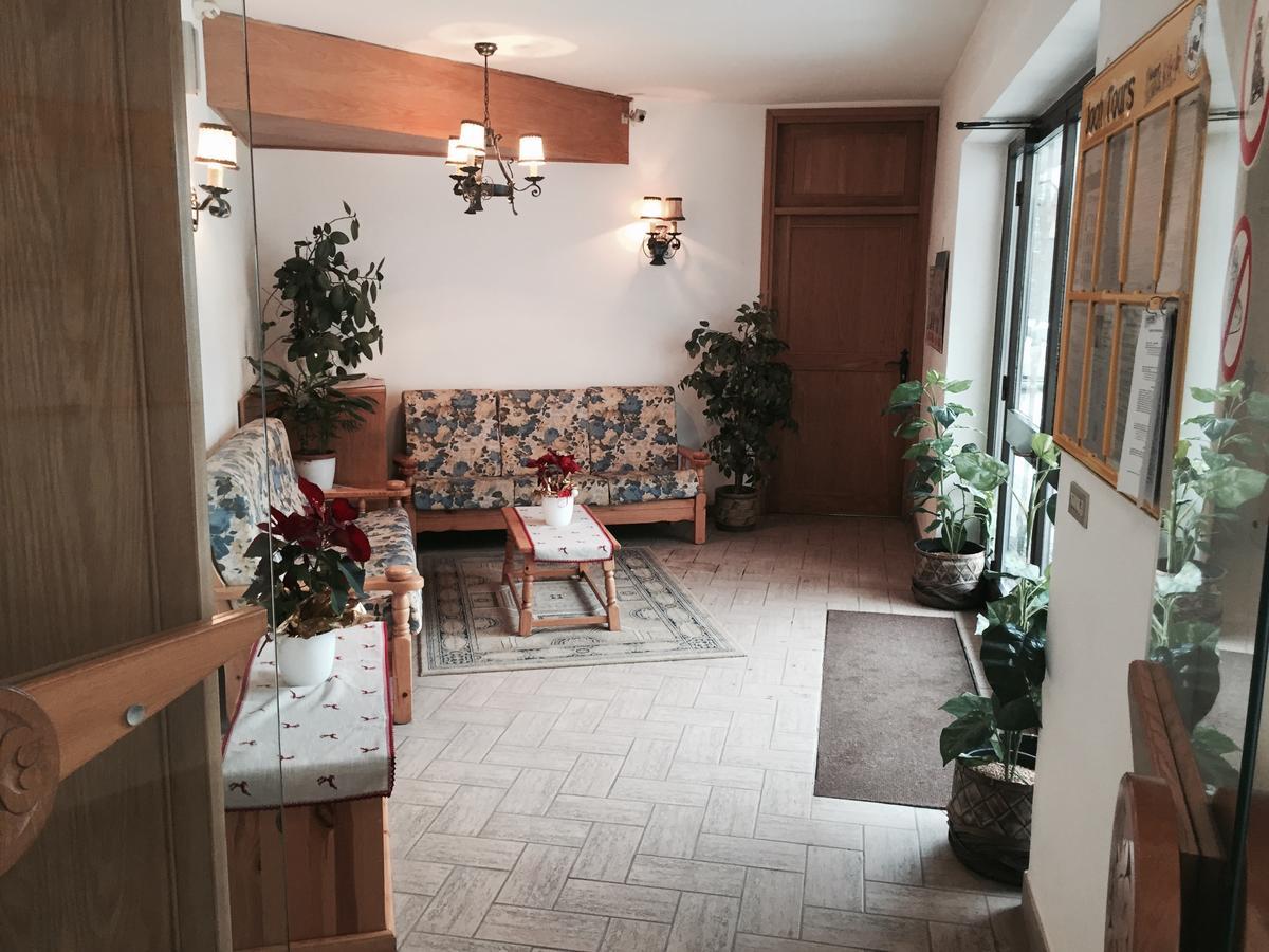 Garni Hirsch Hotel Каназей Екстериор снимка